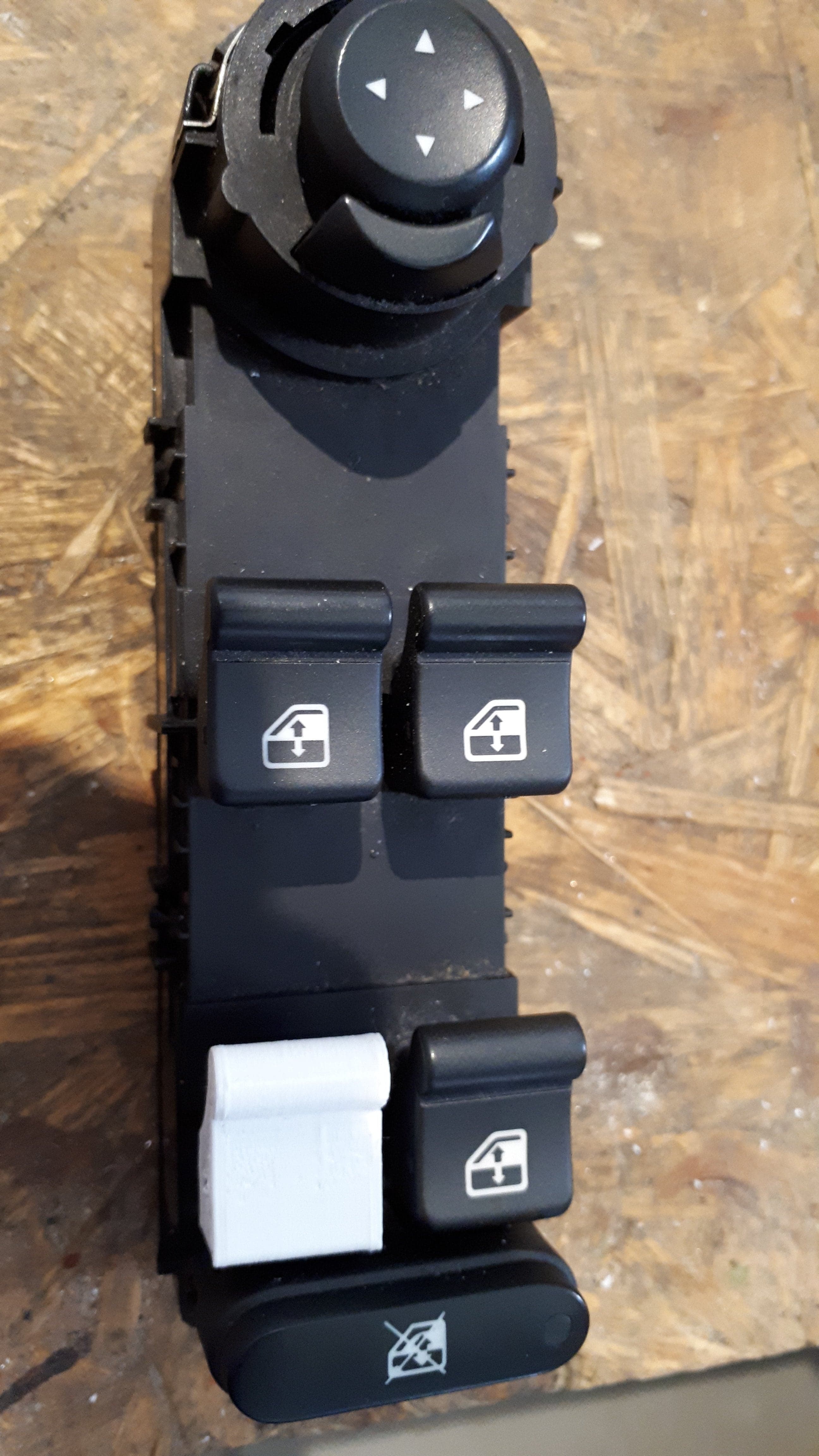 Pièce auto bouton de commande vitre arrière Alfa Romeo 159