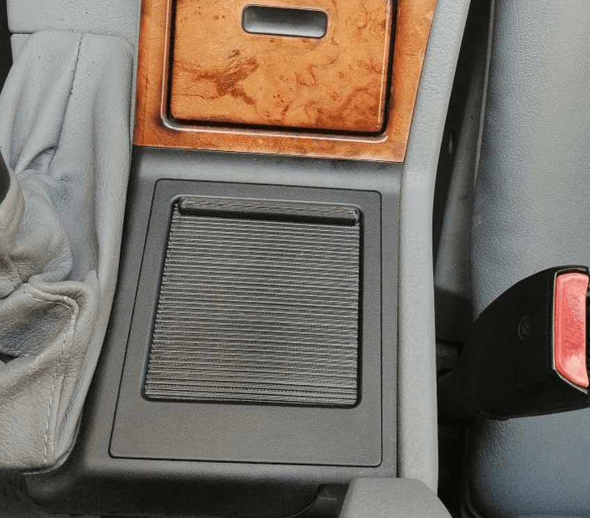 Cache coulissant de la console centrale BMW E39 – Réf. 51168210674 - Miniature 3