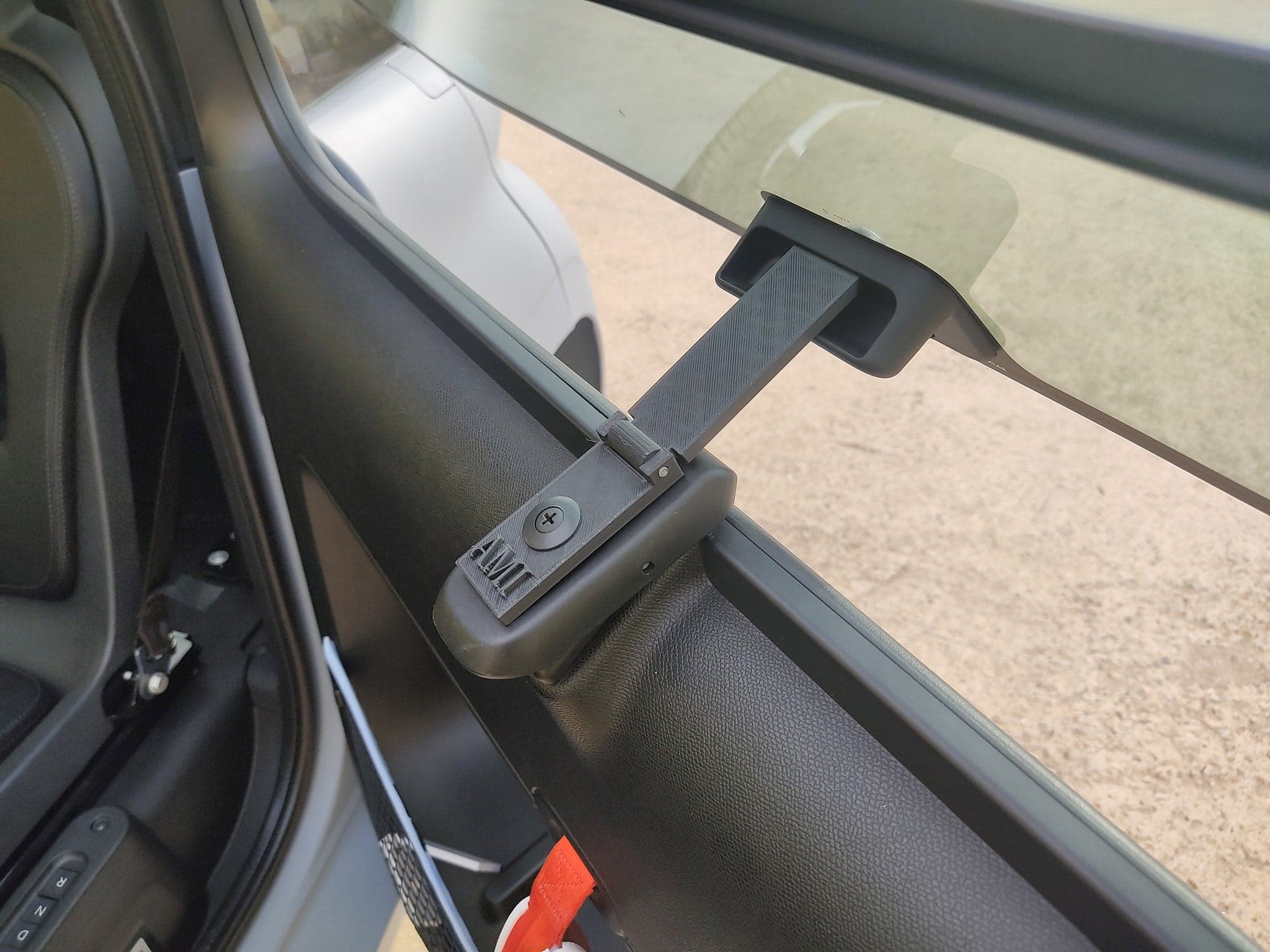 Loquet de fenêtre Citroën Ami – Maintien entrebâillement sécurisé - Vue 1